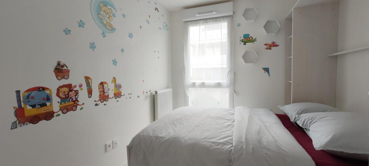 Chic Apart With Parking Near Paris Apartment Épinay-sur-Seine Екстериор снимка